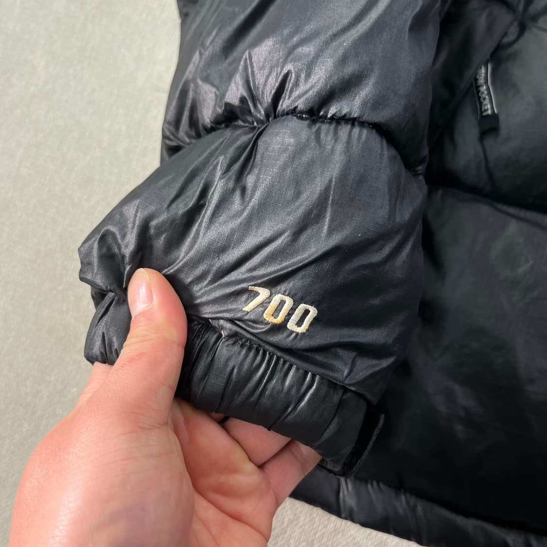 100 노스페이스 해외판 눕시 1996 에코 700 패딩 상품이미지5