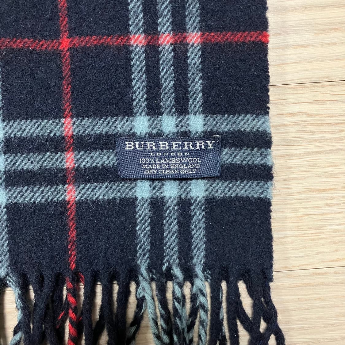 [정품] 버버리 네이비 노바체크 램스울 머플러 (burberry) 상품이미지5