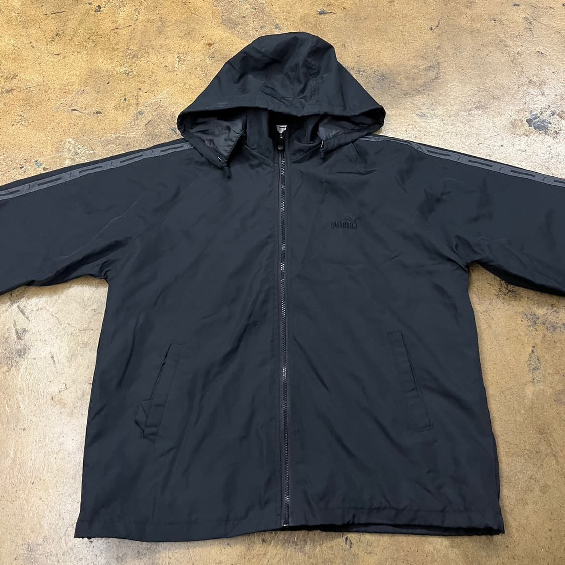 [정품/100] 푸마 블랙 후드 바람막이 자켓 b15 상품이미지3