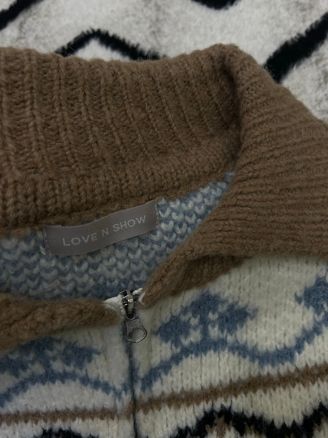 [Free]러브앤쇼 크롭 카라 니트자켓 상품이미지5