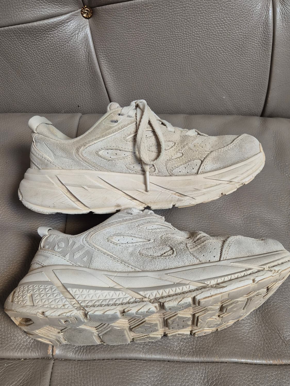 호카 클리프톤 L 스웨이드 에그녹 여성 235 상품이미지4