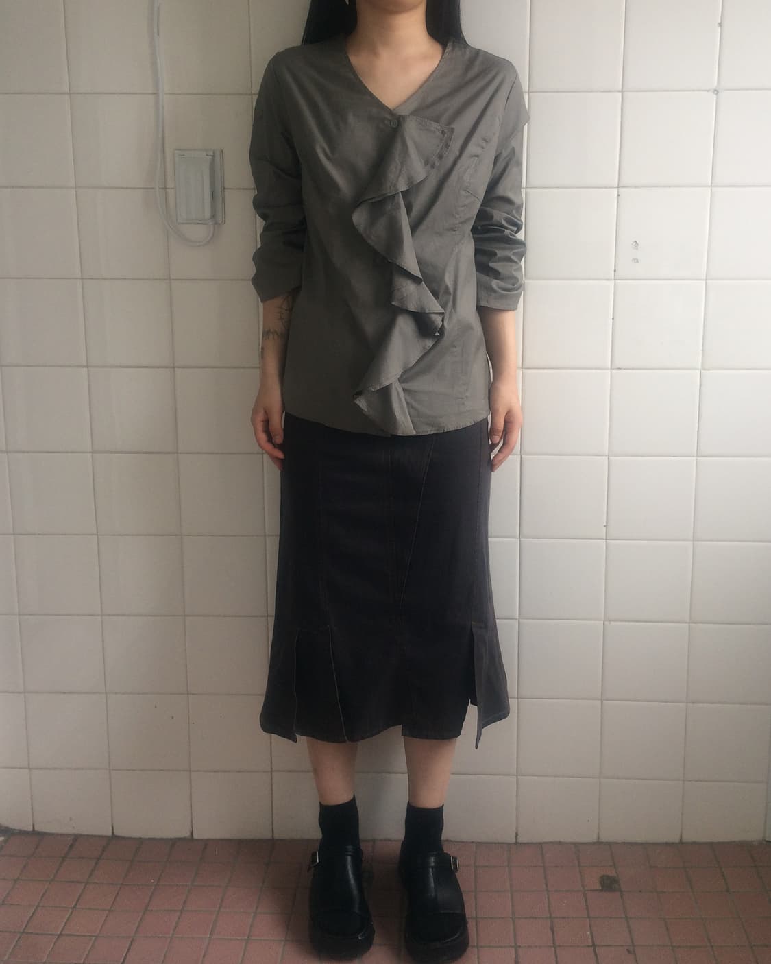 Ruffle point shirring blouse 상품이미지1