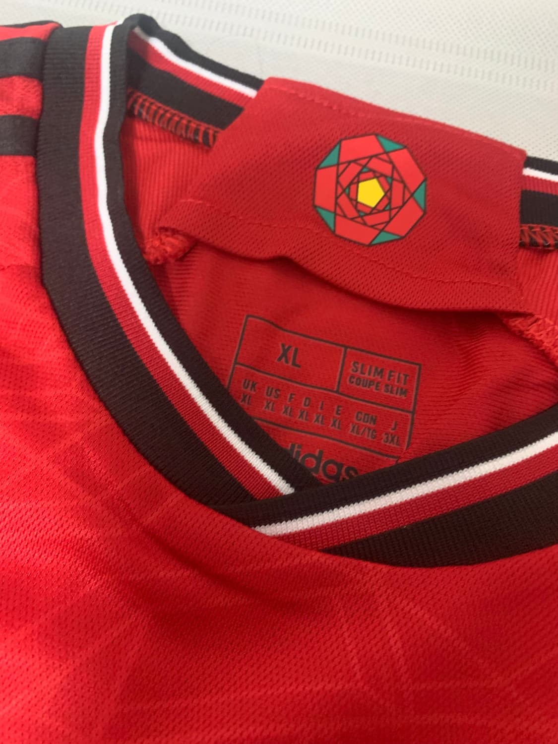 맨체스터 유나이티드 23/24 홈 NO.8 브루노 페르난데스 상품이미지3