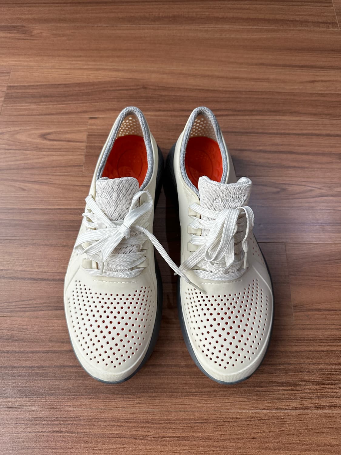 280 크록스 라이트라이드 페이서 맨 화이트 상품이미지3