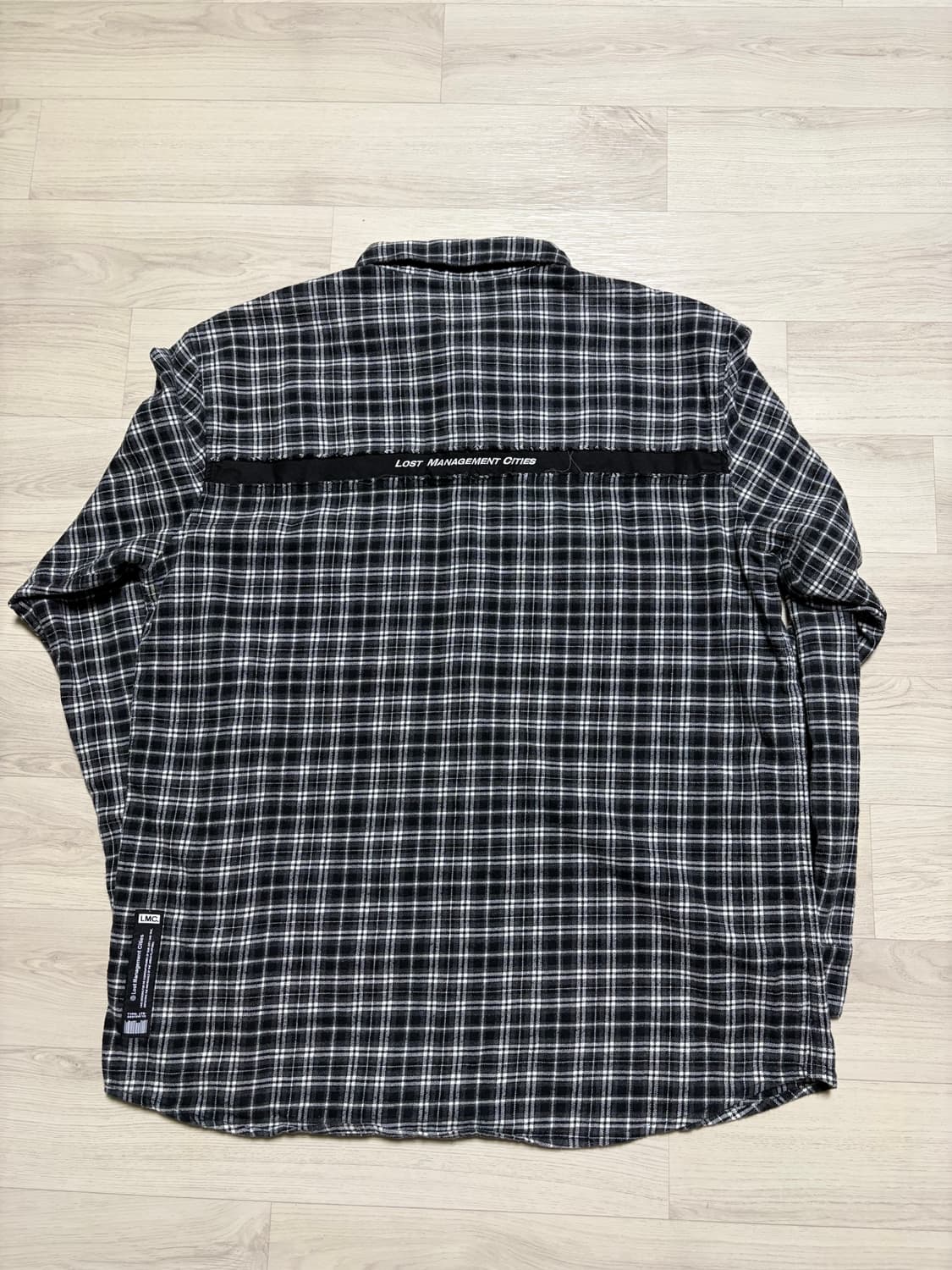 LMC 엘엠씨 플란넬 체크 셔츠 블랙 2사이즈 판매 상품이미지3