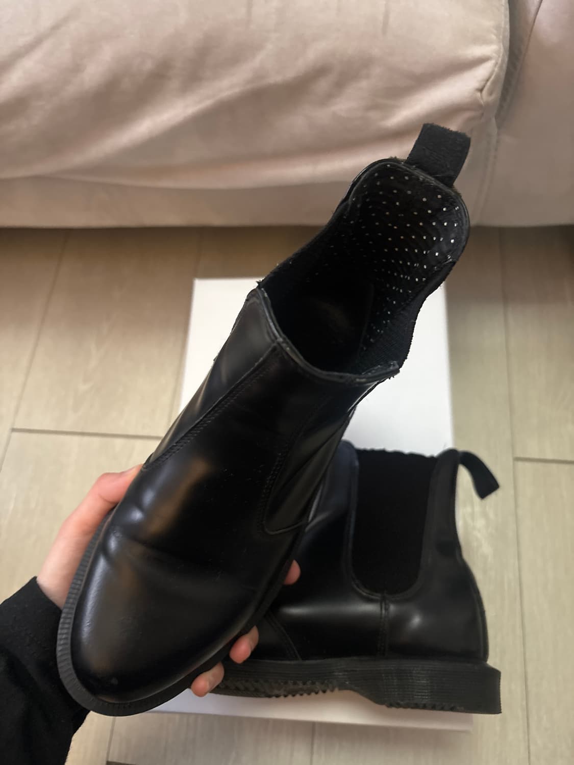 닥터마틴 도트 플로라 부츠 상품이미지3