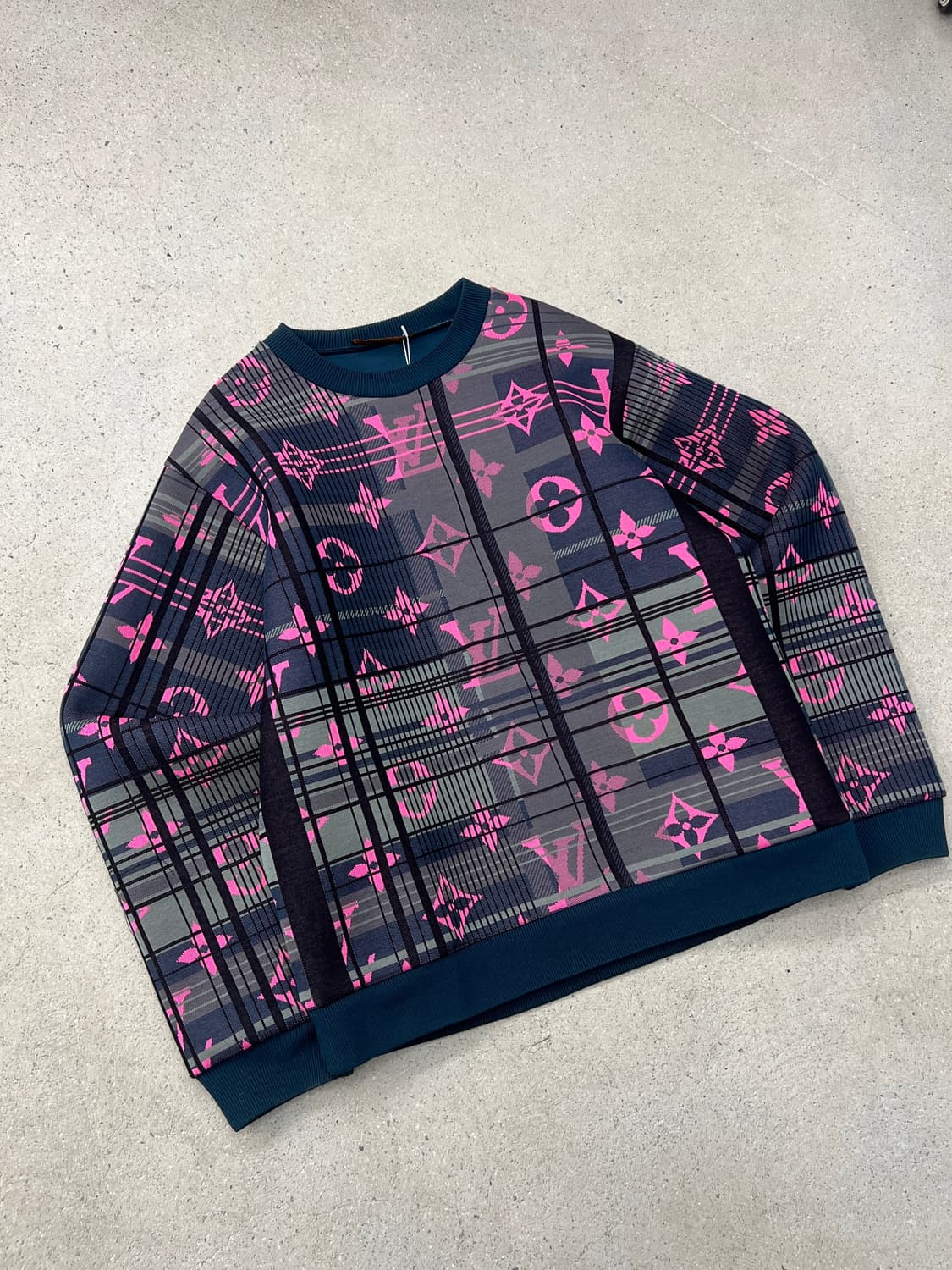 루이비통 모노그램 자카드 스웨트 셔츠 상품이미지2