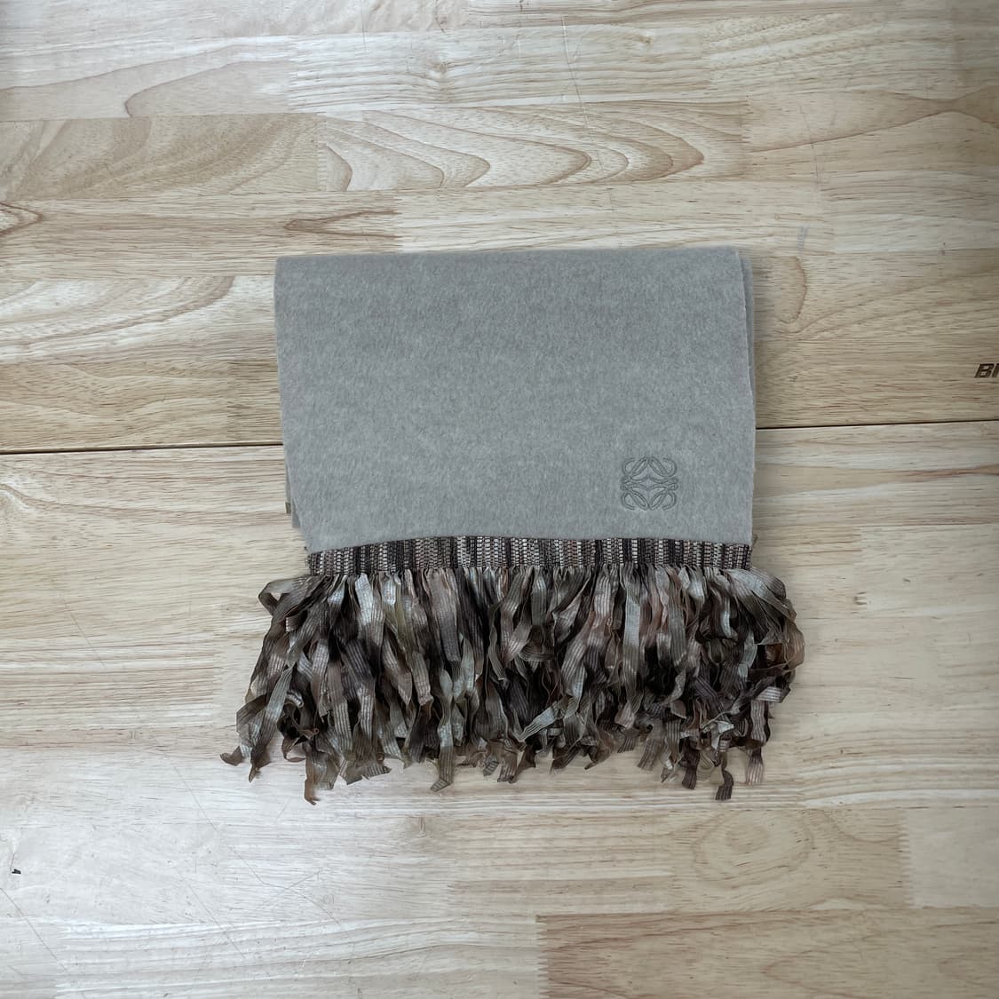 로에베 머플러 상품이미지1