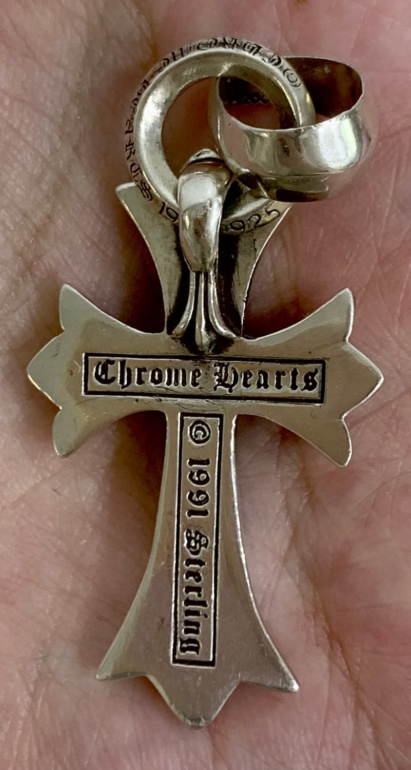 크롬하츠 CH 크로스 위드 베일 스몰 펜던트 목걸이 참 상품이미지5