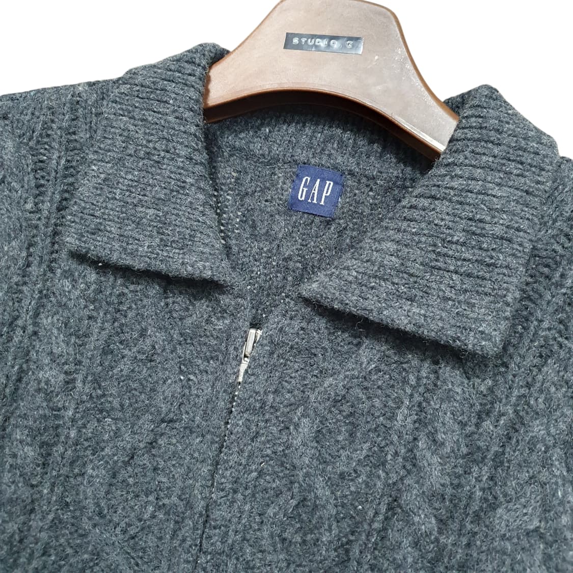 빈티지 갭 100%램스울 케이블 니트 집업 그레이 아메카지 상품이미지7