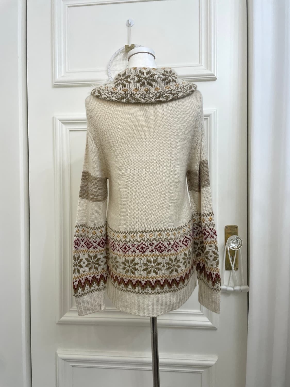 beige nordic pattern collar winter sweat 상품이미지3