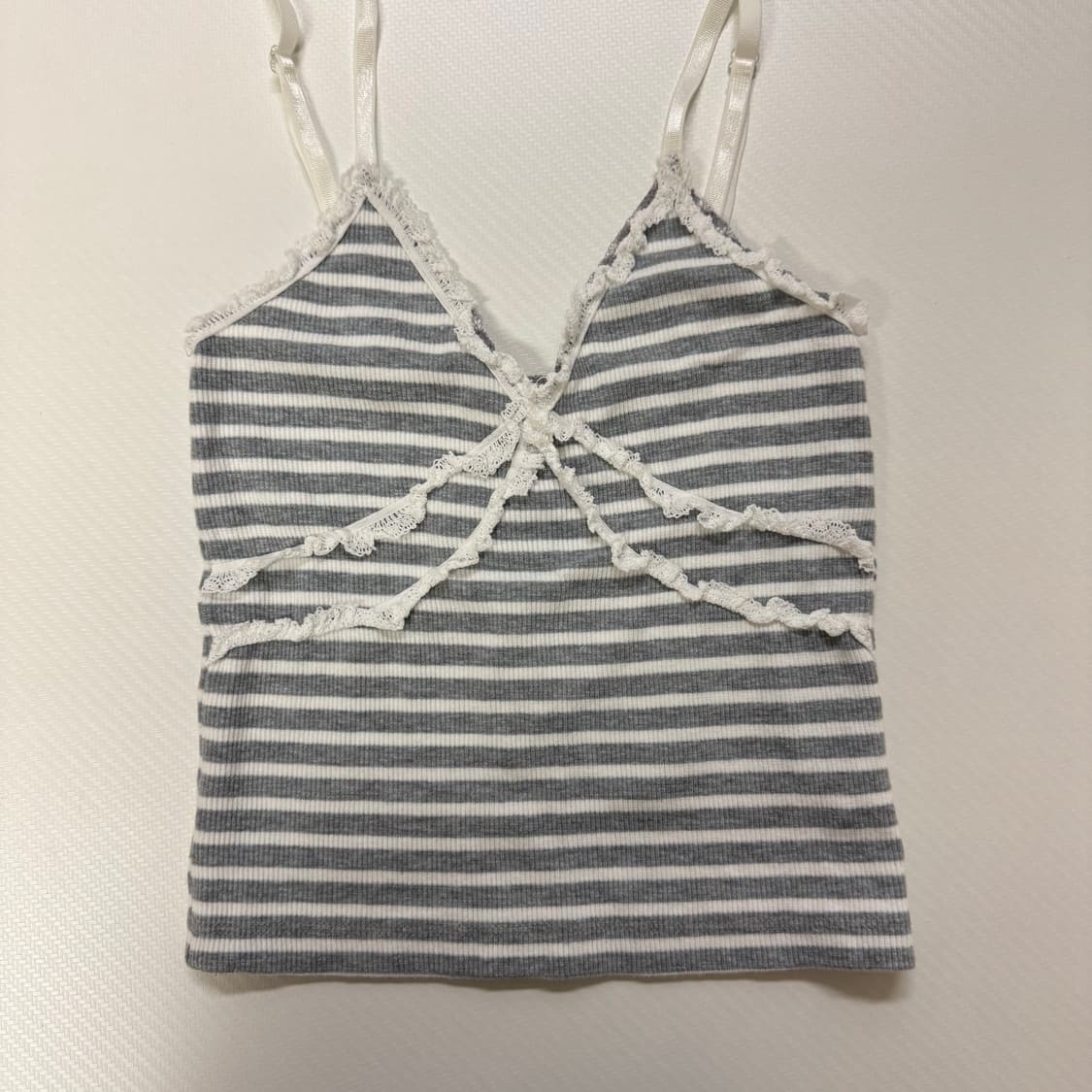 헤더먼트 스트라이프 더블 레이스 캐미솔 상품이미지4