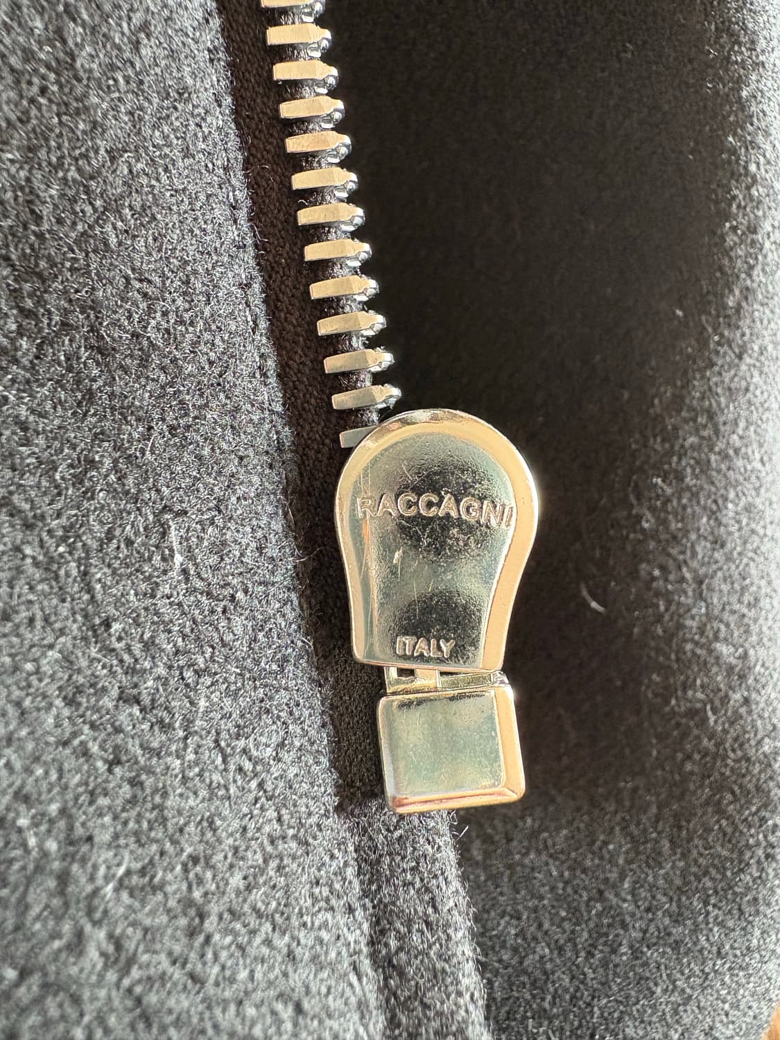 릭오웬스 블랙 코트 샘플 상품이미지5