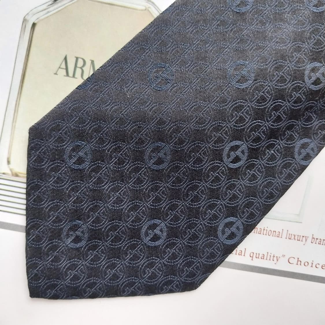 조르지오 아르마니 실크 로고 패턴 넥타이 7.5cm A+등급 K2331 상품이미지5