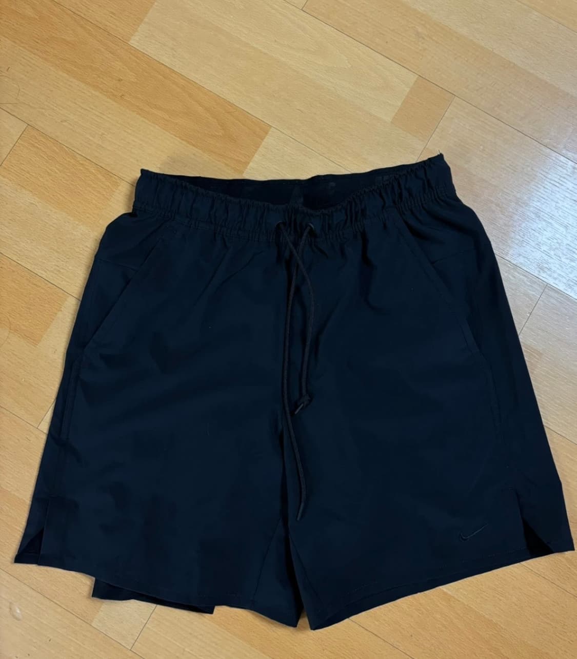 나이키 언리미티드 드라이핏 M사이즈 반바지 상품이미지1
