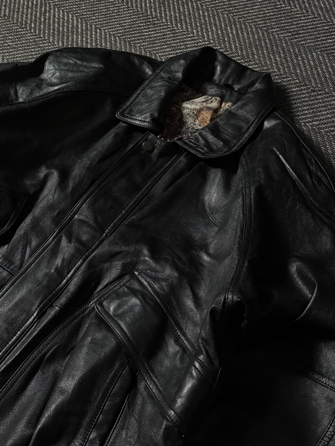 90s 블랙 쉽스킨 빈티지 봄버 레더 자켓 (100-105) 상품이미지5