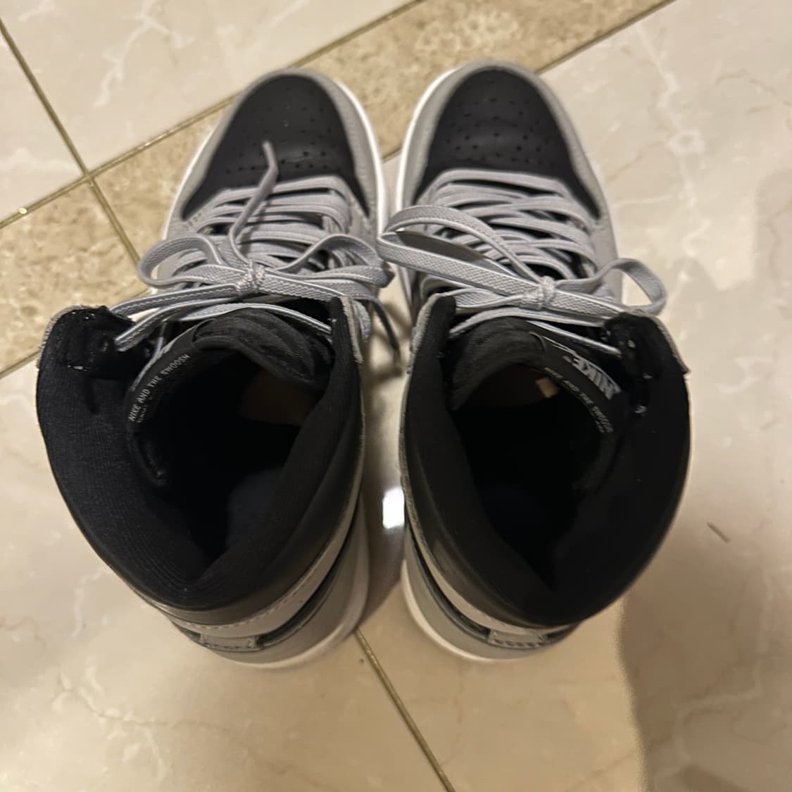 조던 1 레트로 하이 OG 쉐도우 2.0 250사이즈 판매합니다 상품이미지7