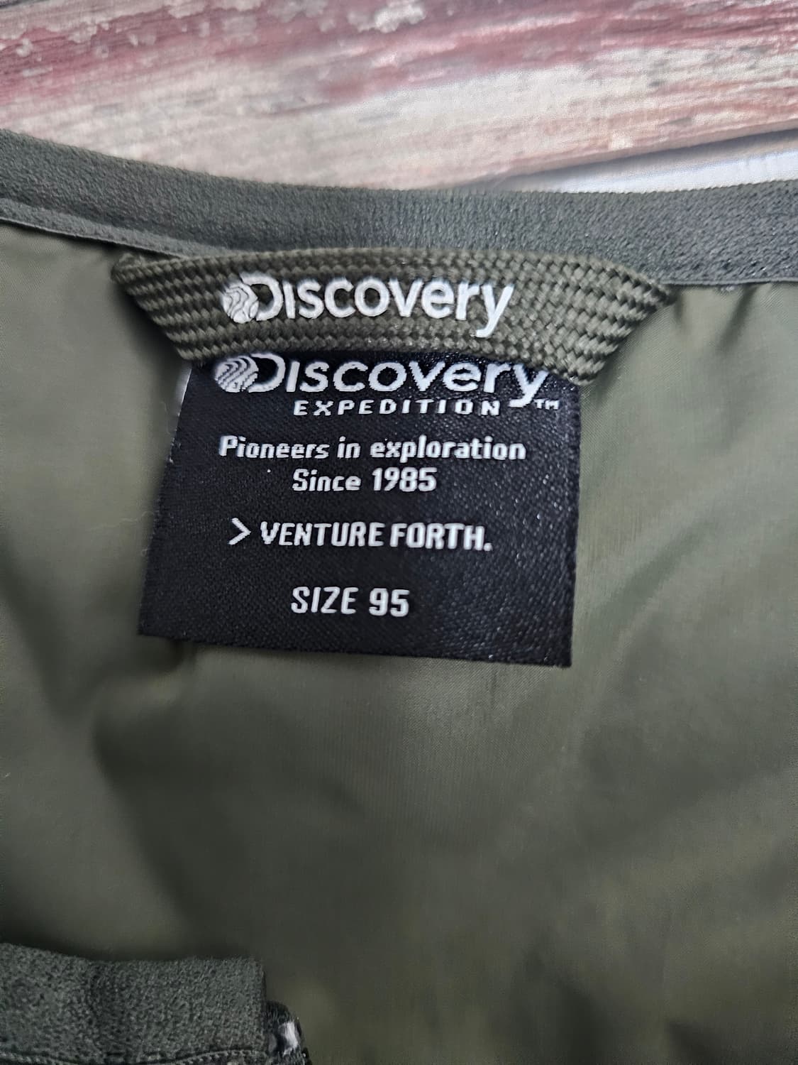 디스커버리 여성 페이즐리 구스다운 경량패딩 95 상품이미지3