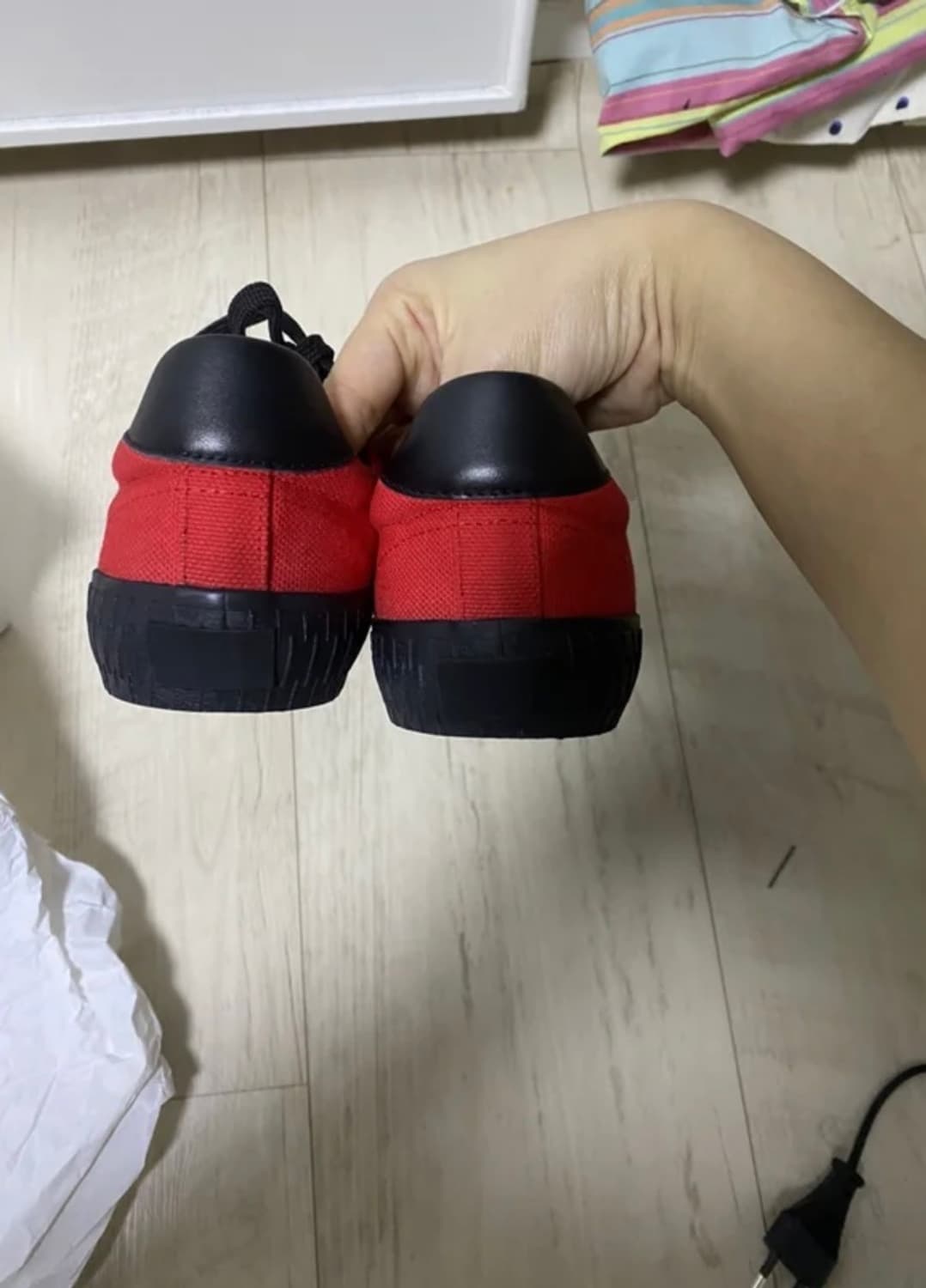 셀린느 스니커즈 상품이미지4