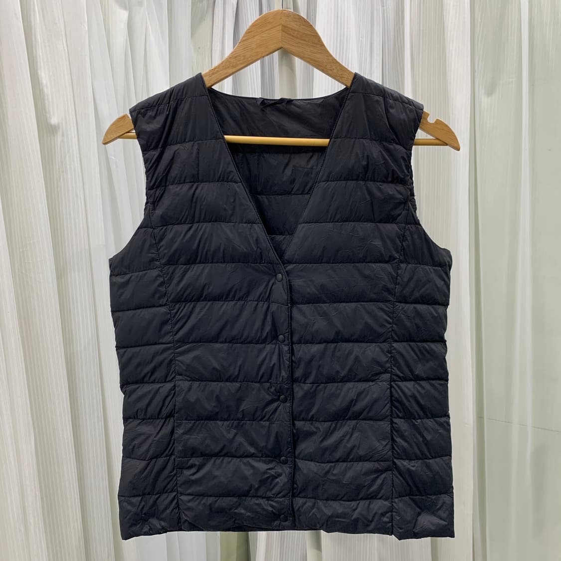 임블리 브이넥 구스다운 여성 경량 패딩 조끼  1734 상품이미지1