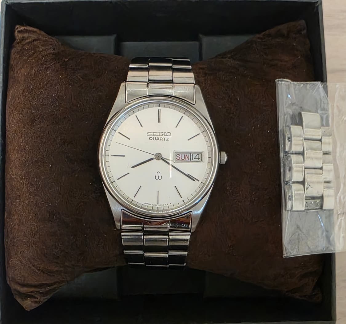 세이코 (SEIKO) 빈티지 8223-6021 쿼츠 시계(여유줄+박스) 상품이미지1