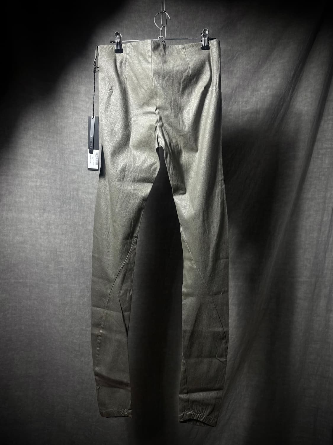 MASNADA Metallic Coated Slim Pants  상품이미지6