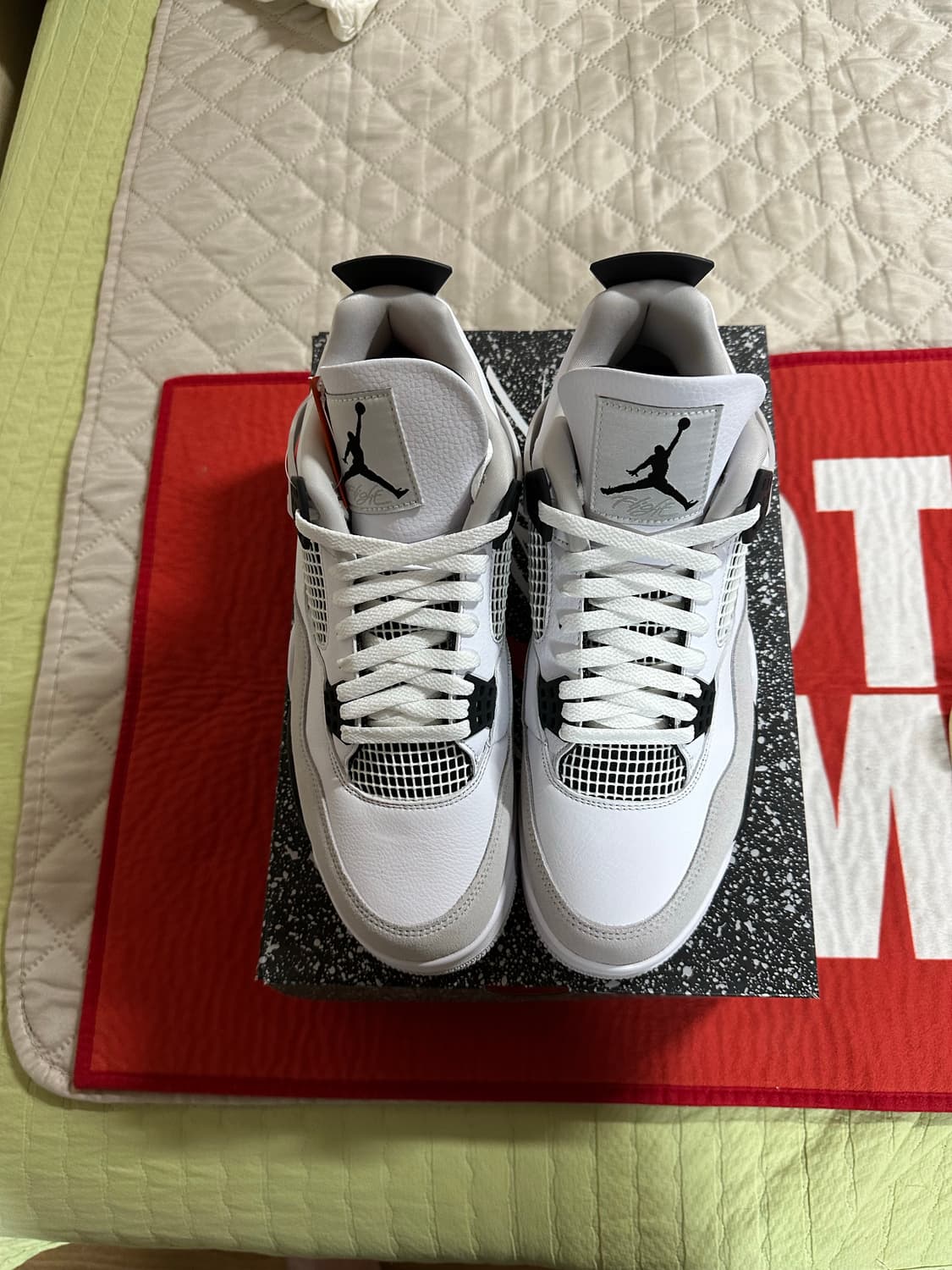 조던 4 흰검 300사이즈 상품이미지1