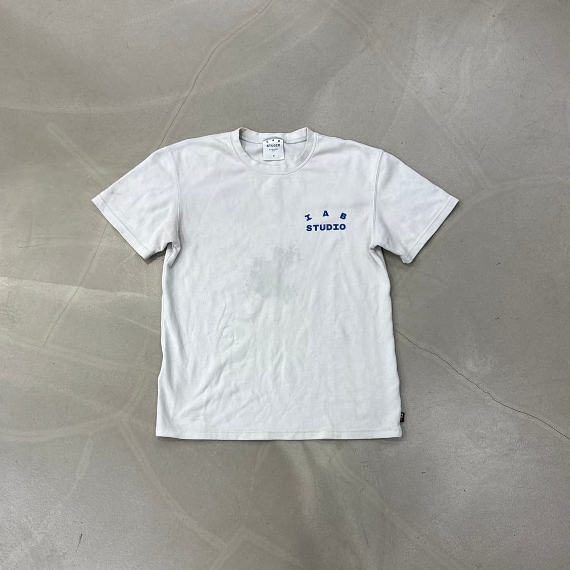 아이앱 스튜디오 반팔 M 상품이미지1