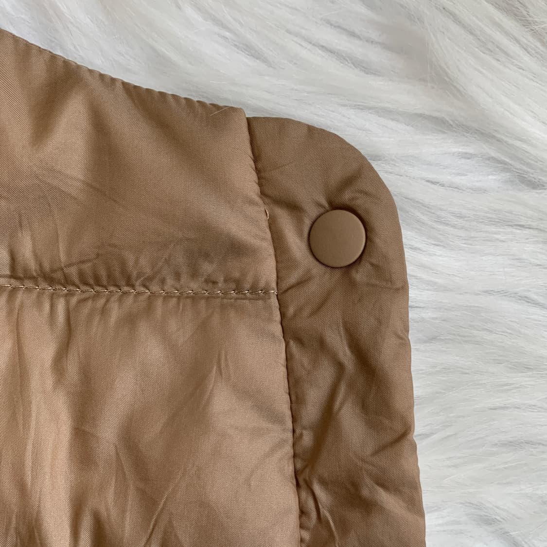 일본 유니클로 여성 슬림 라인 경량 패딩 1743 상품이미지6