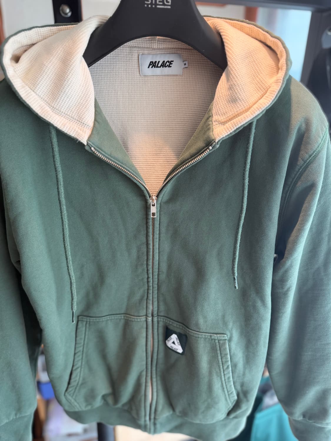 팔라스 [정품] 후드 집업 (시세 30만) 서멀 더블 M(100) 상품이미지3