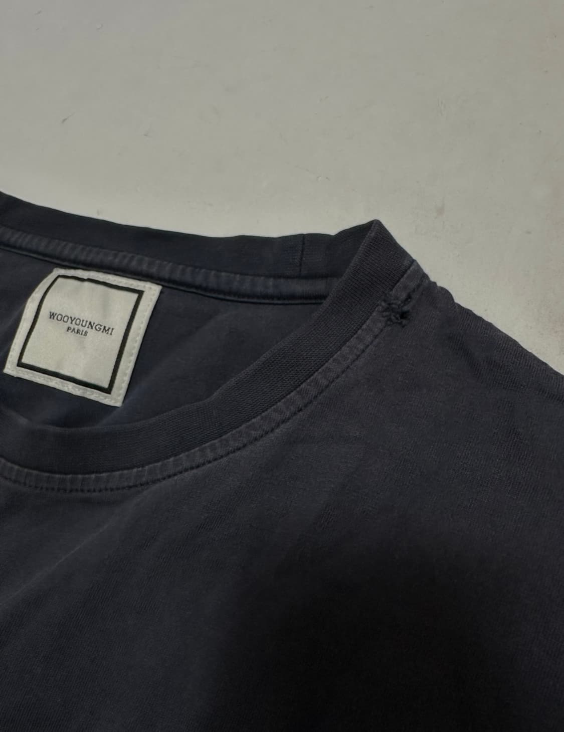 우영미 22s 플라워 네이비 반팔 티셔츠 상품이미지6