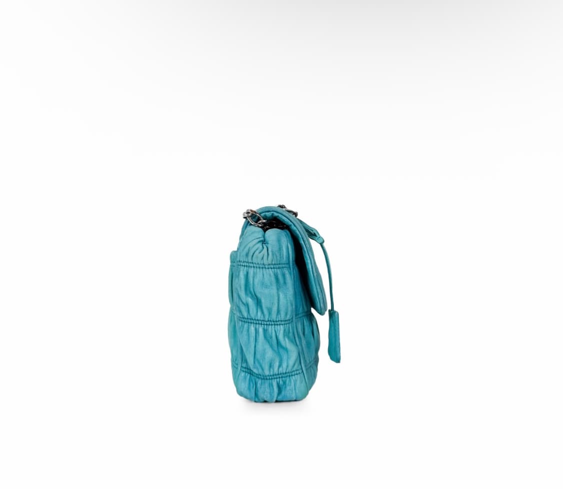 [OS] 프라다 고프레 나파 레더 체인 플랩 숄더백 크로스백 은장 블루 상품이미지4