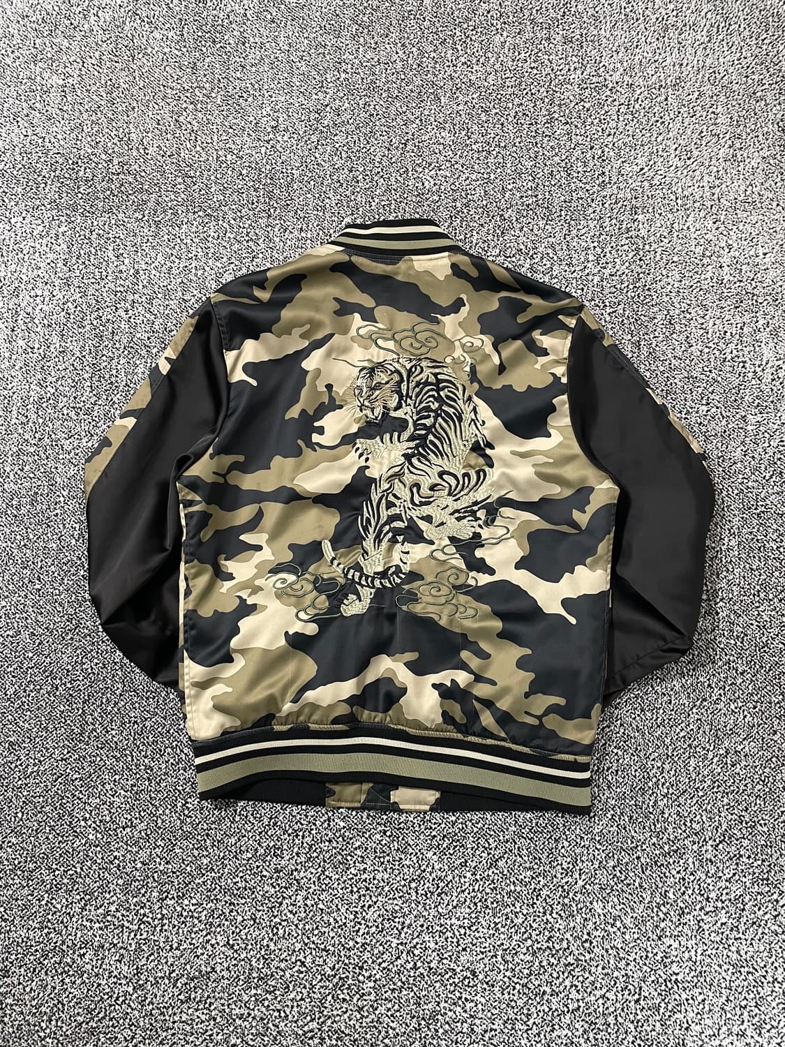 빈티지9. 자라 zara 빈티지 카모플라쥬 타이거 스카쟌 져지 블루종 상품이미지1