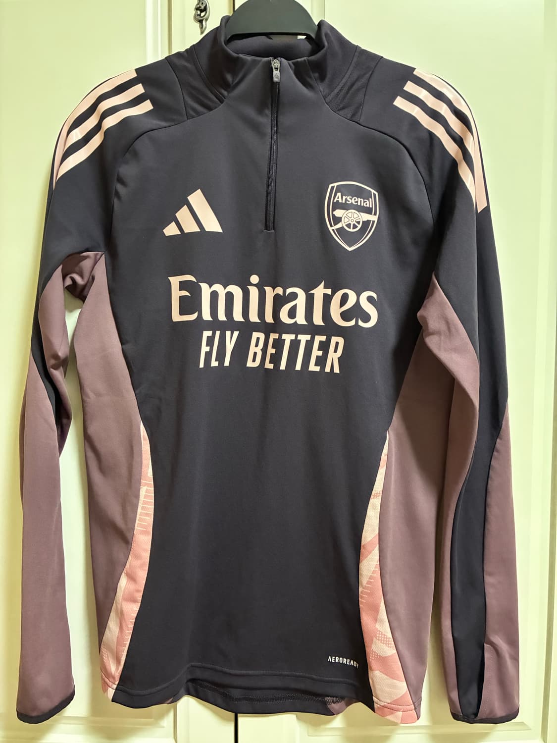 아디다스 아스널 티로 24 트레이닝 탑 오로라 블랙 상품이미지1