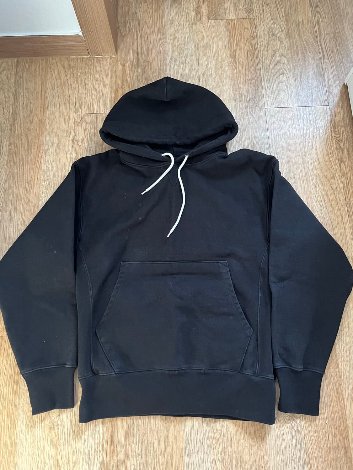 아웃스탠딩 리버스 헤비 후드 스웻 블랙 상품이미지2