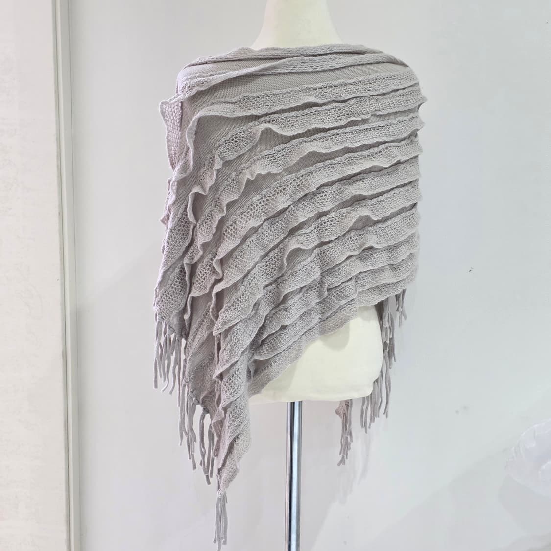 일본빈티지)캐시미어 프릴 니트크로셰 로맨틱 라떼갸루 로맨틱 숄망토판쵸 상품이미지2