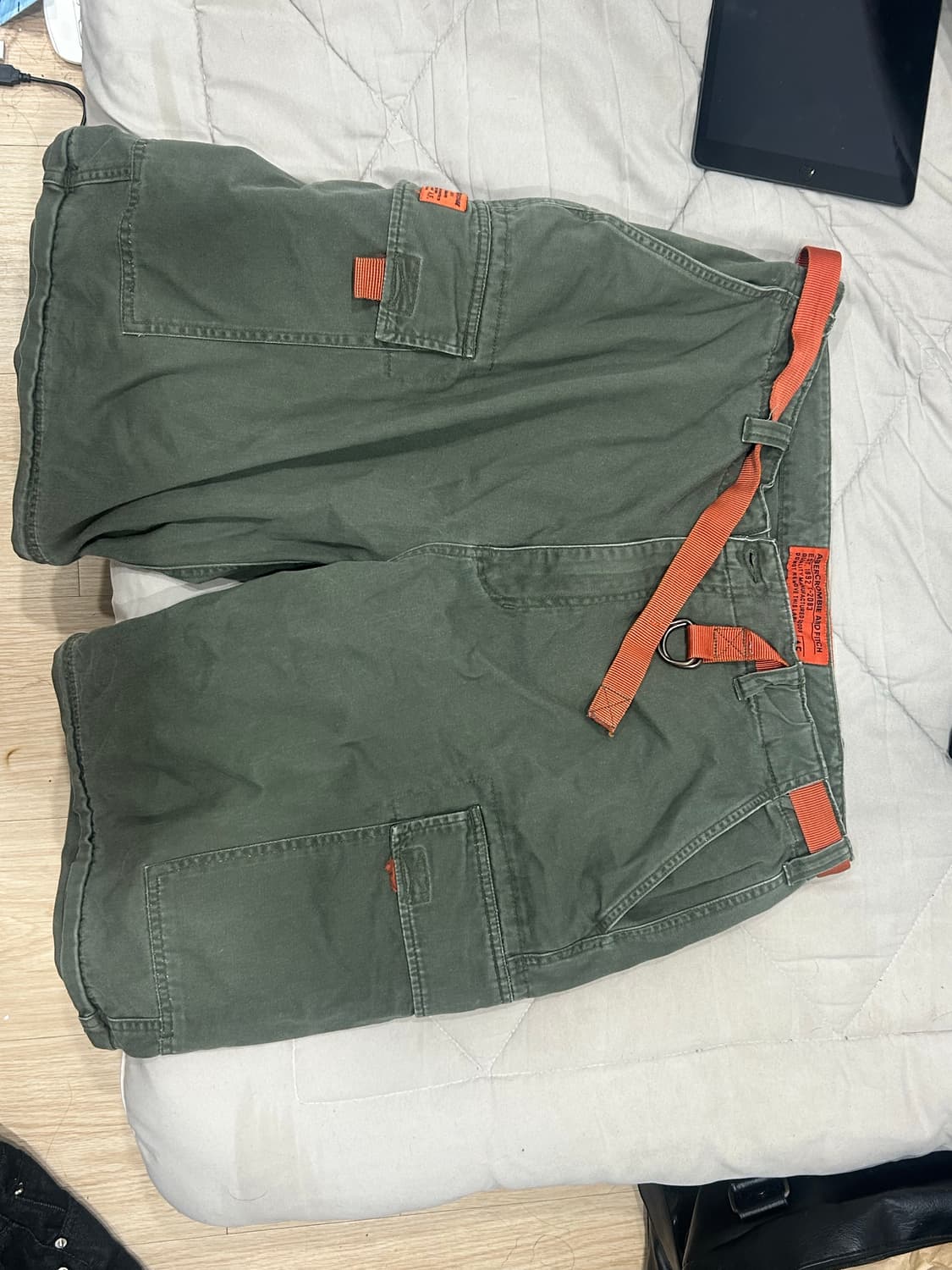 아베크롬비 벨티드 하프카고팬츠 상품이미지2