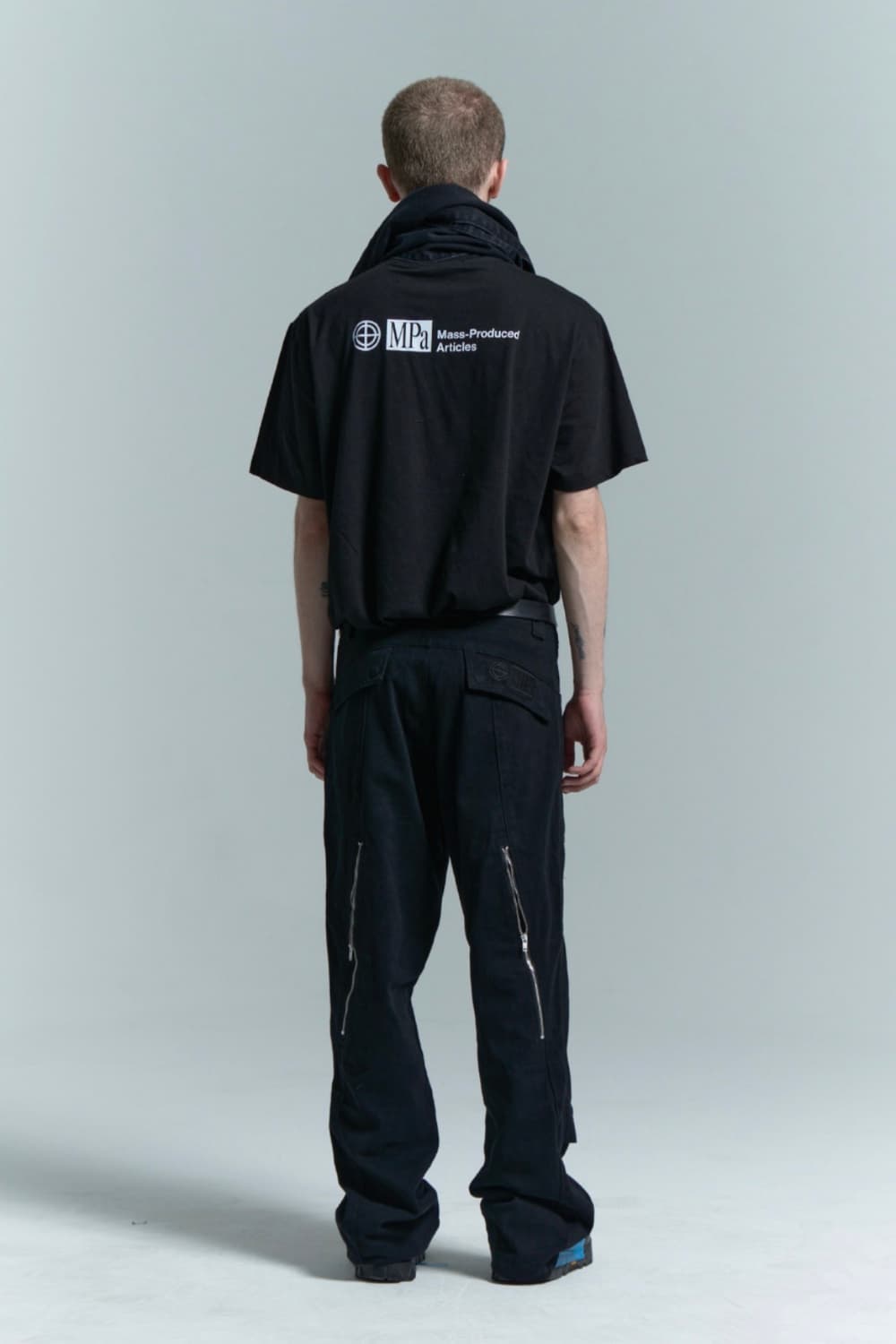 플라스틱프로덕트 MPa 웨이브 지퍼 팬츠 - 블랙 상품이미지1