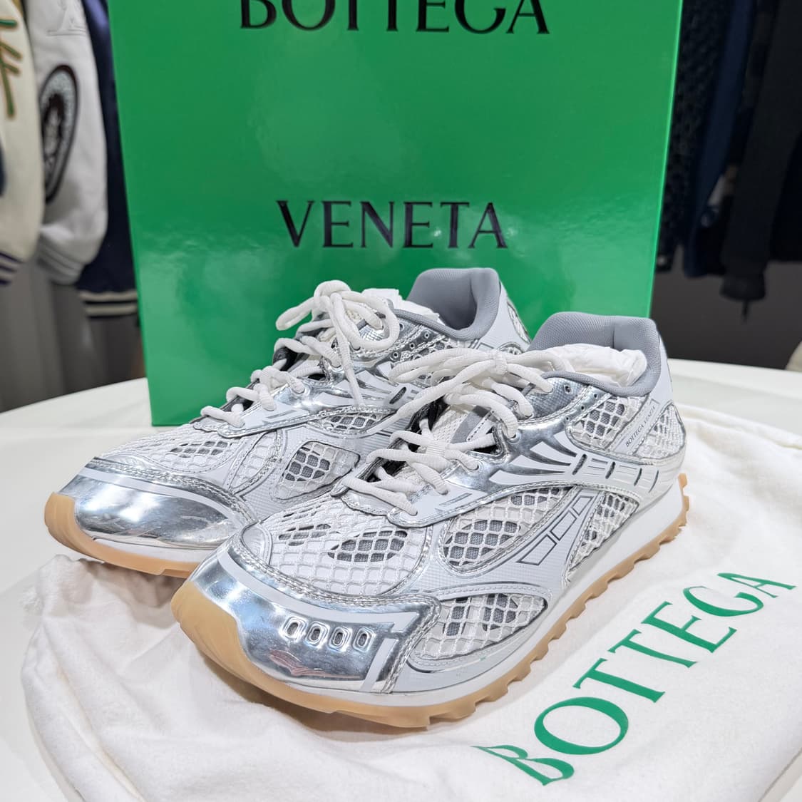 (A/44) / 보테가베네타 오르빗 메탈릭 스니커즈 실버 화이트 상품이미지1