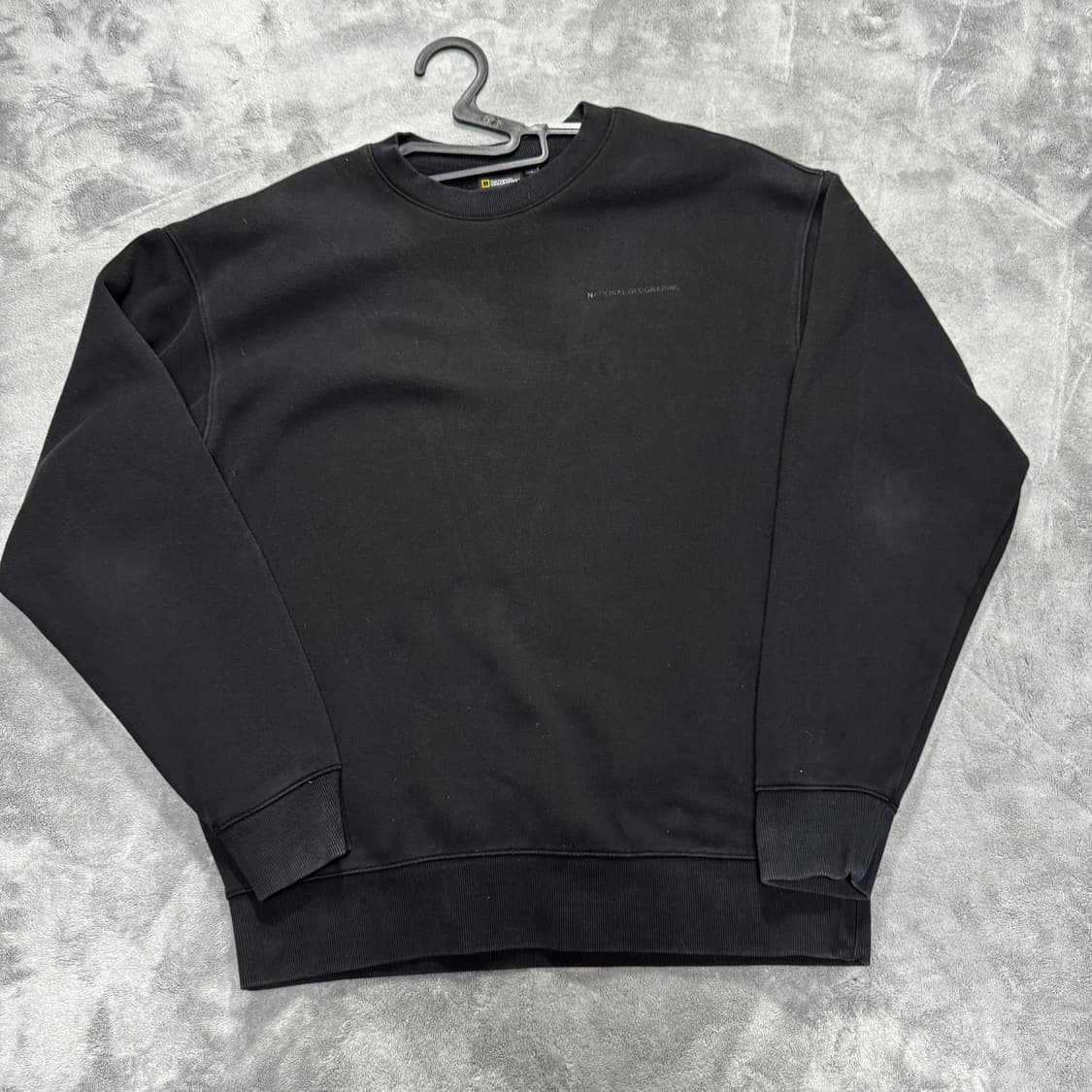 내셔널지오그래픽 맨투맨 상품이미지1