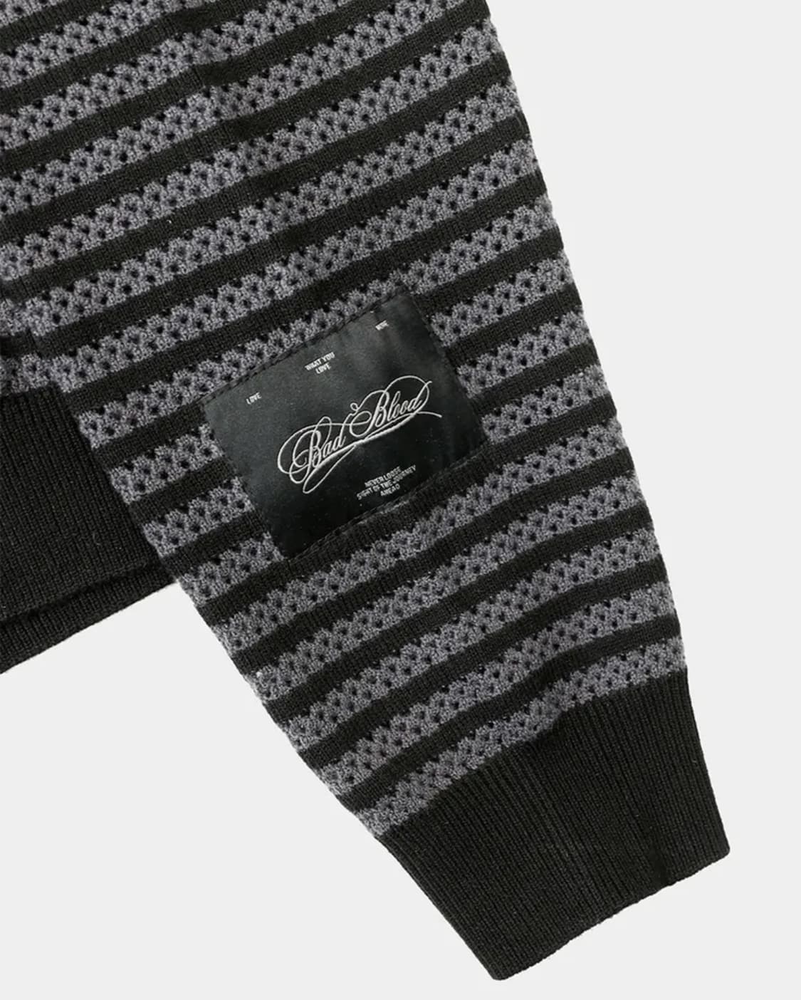 [새상품]배드블러드 스트라이프 크로쉐 니트집업 - 챠콜 S 상품이미지6