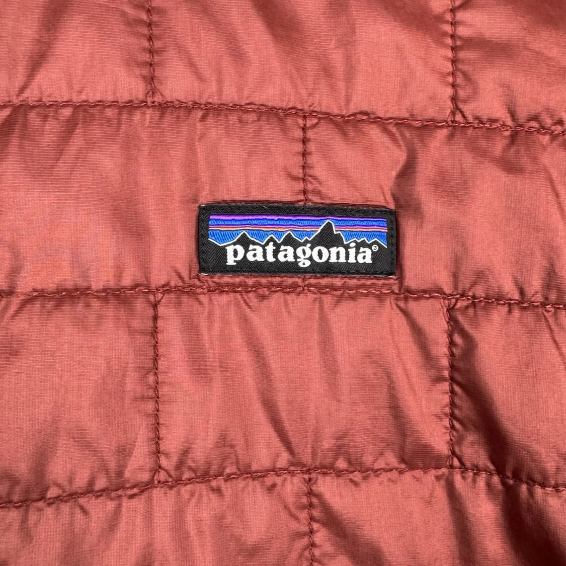 19FW 파타고니아 나노 퍼프 자켓 버건디 상품이미지2