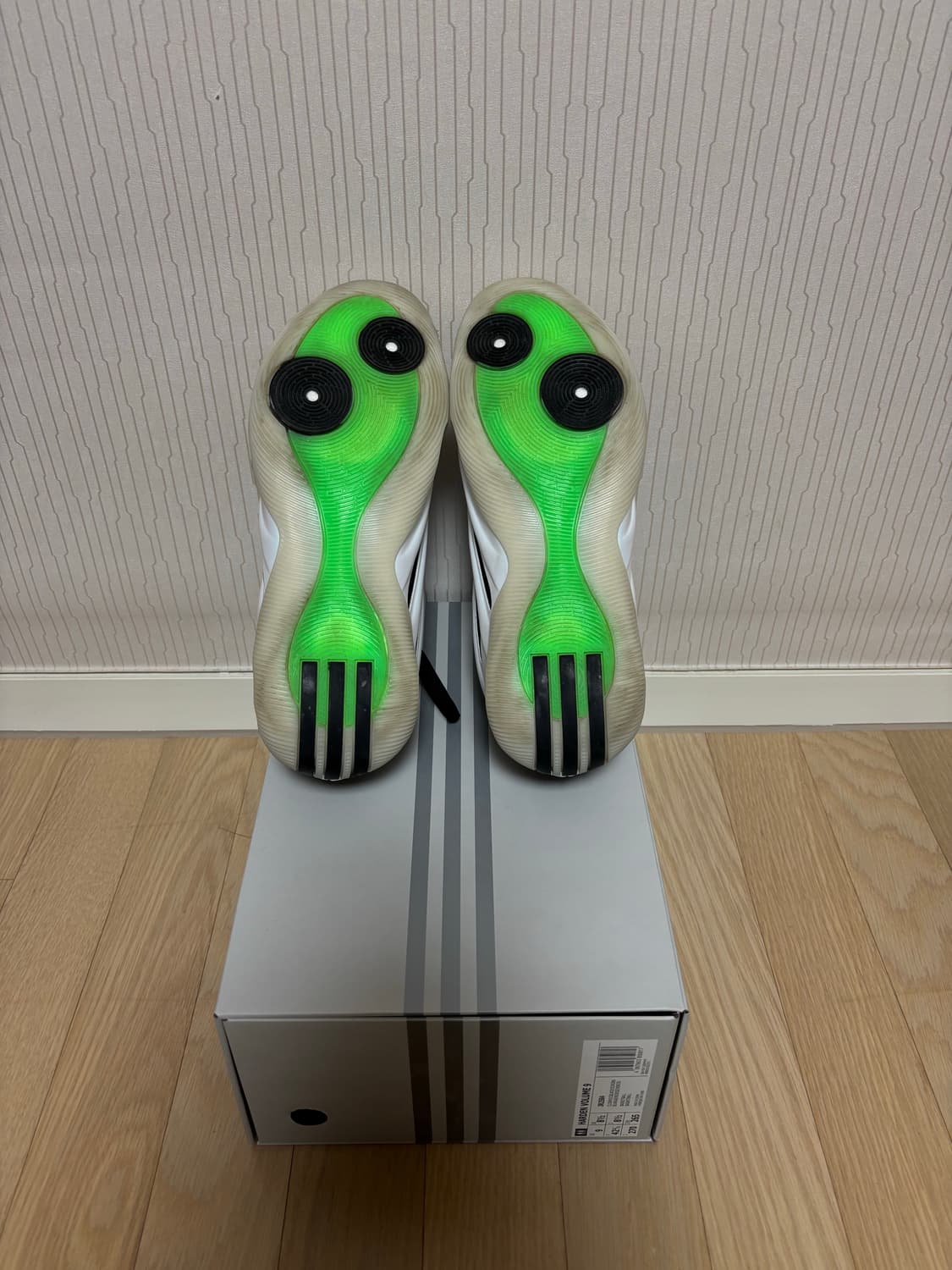 아디다스 하든 볼륨9 (270사이즈) 상품이미지2