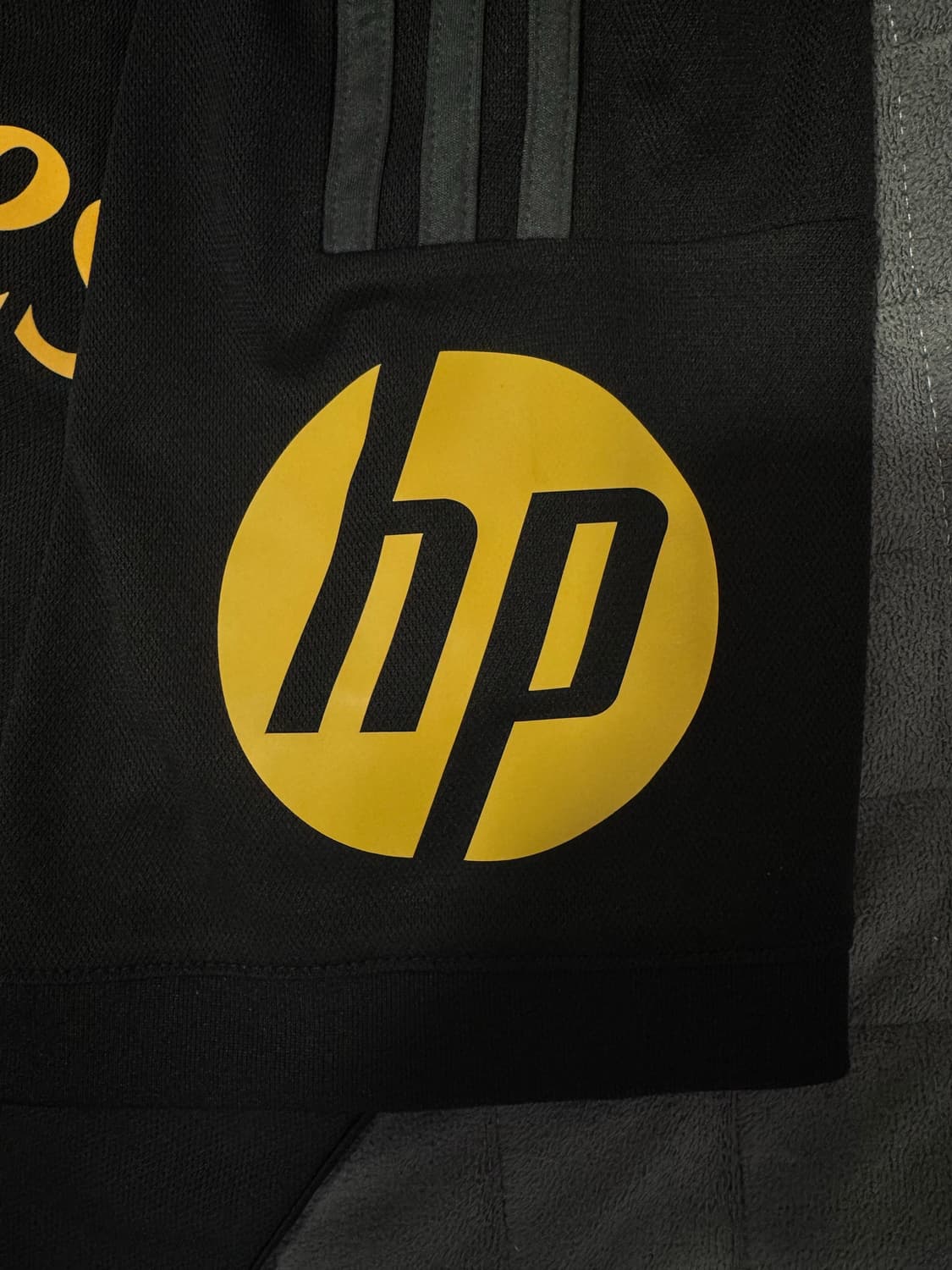 23-24 레알 마드리드 써드 카마빙가 정품 유니폼 상품이미지7