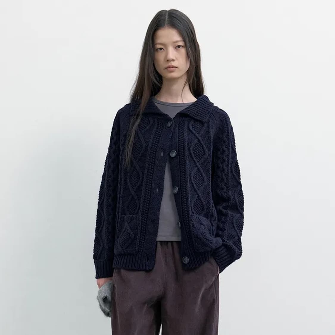 poszer 포저 케이블 니트 가디건 네이비 상품이미지3