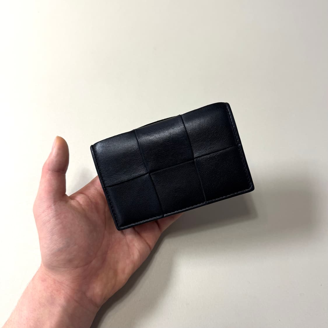 [OS/당일출고]보테가베네타 카세트 비즈니스 카드지갑 상품이미지3