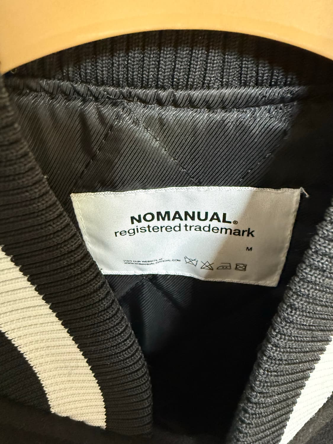 노매뉴얼 TAYLOR VARSITY JACKET - BLACK 상품이미지3