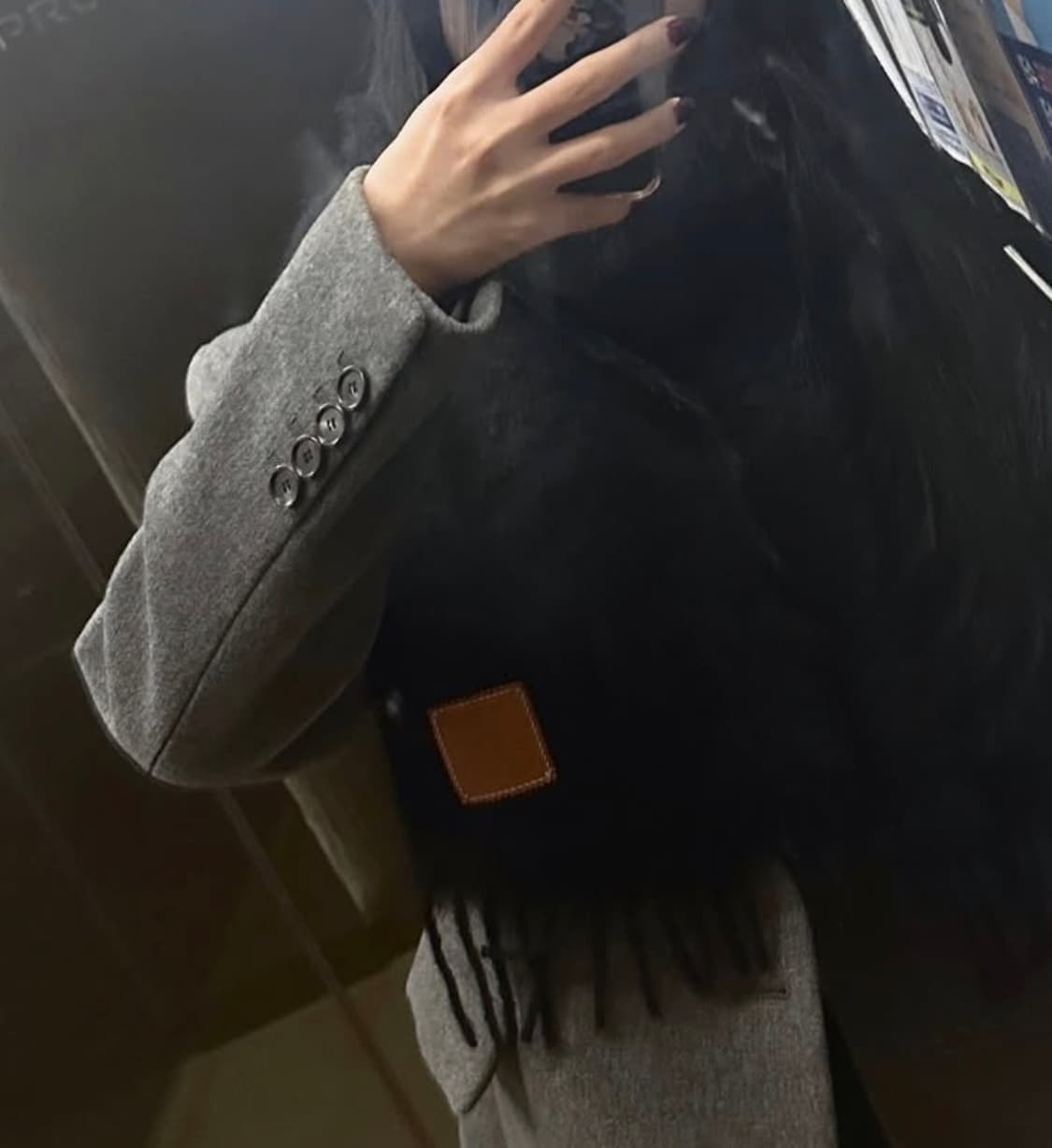 로에베 울 앤 모헤어 머플러 블랙 상품이미지2