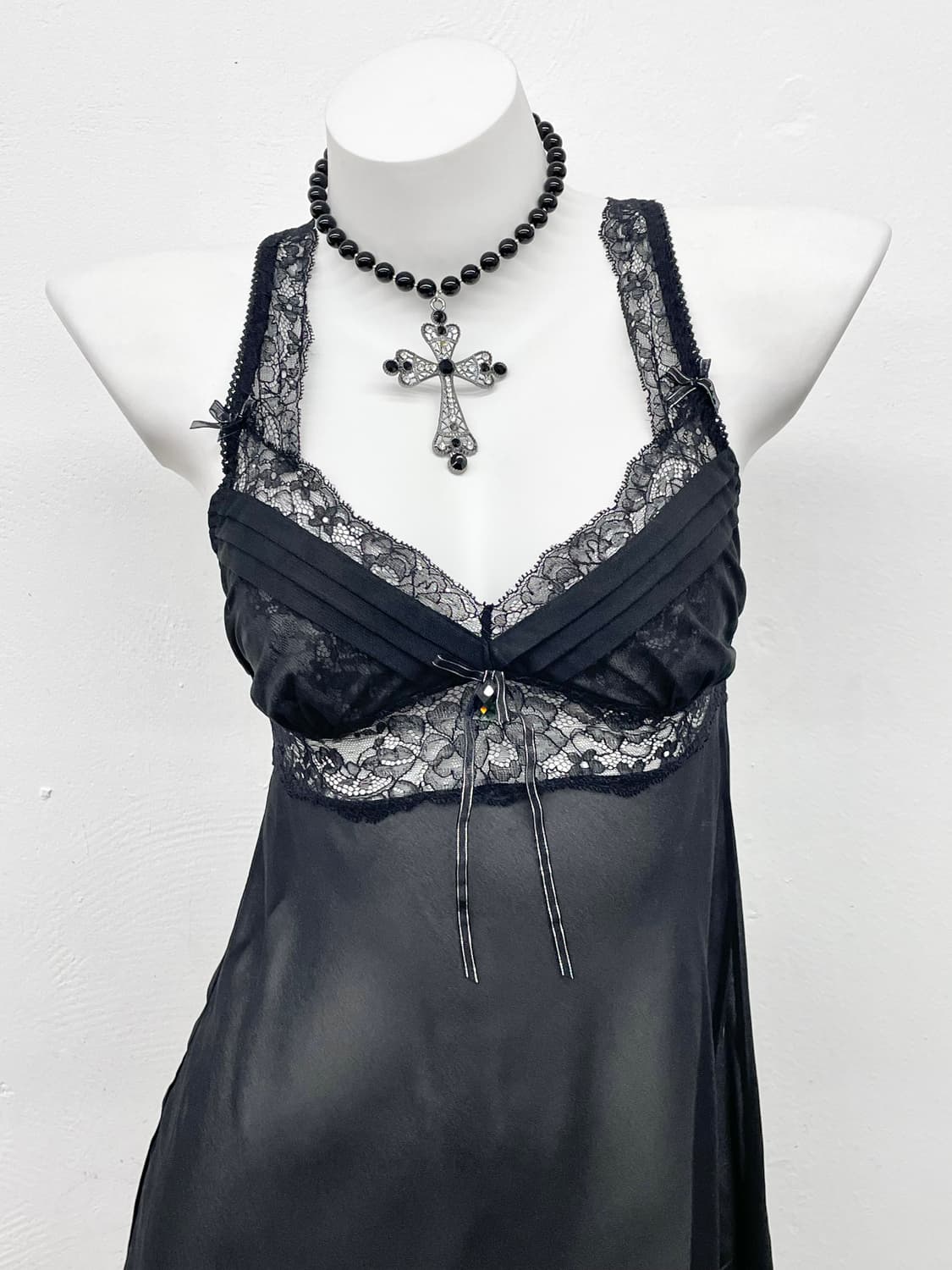 에블린 블랙 레이스 시어 슬립 상품이미지2