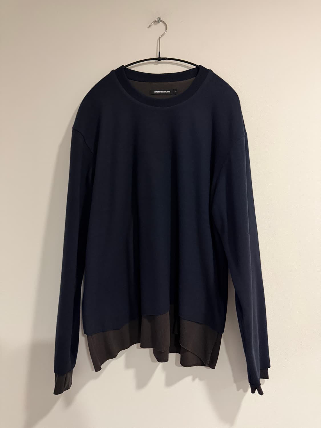 HATCHINGROOM (해칭룸) 컷 아웃 티 다크 네이비 상품이미지2
